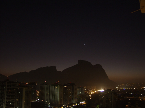 Conjuo Planetria - amanhecer de 9 de maio de 2011 no Rio de Janeiro