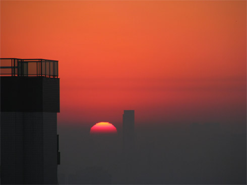 Smog fotoquímico em São Paulo -Nascer do Sol - Poluição e Baixa umidade do ar