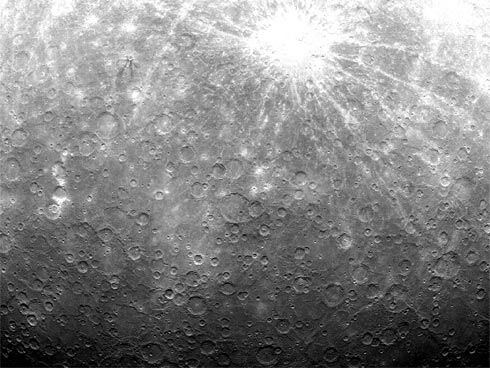 Mercurio visto pela sonda messenger em março de 2011