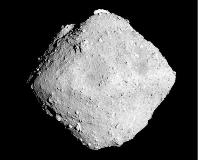Asteroide 162173 Ryugu registrado em agosto de 2018 pela sonda Hayabusa-2
