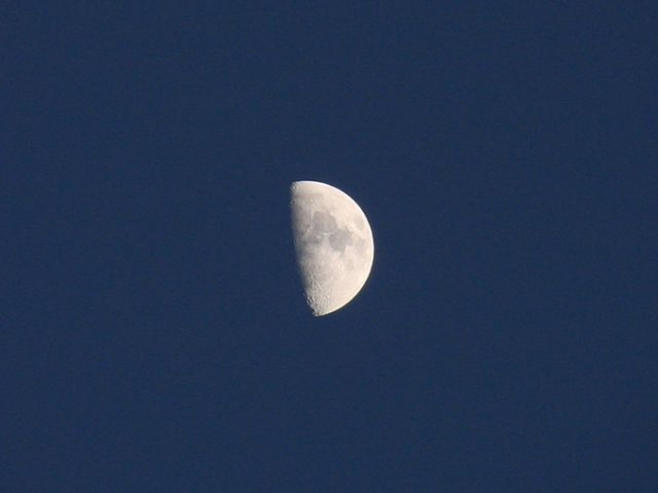 Lua vista do Mirante da Lágrima