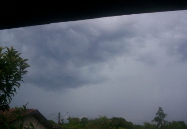Tempestade na Baixada Santista