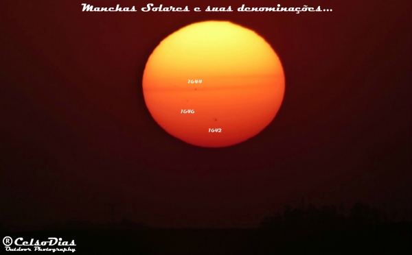 POR DO SOL COM SUAS 3 MANCHAS SOLARES VISIVEIS EM 29/8/14 ÀS 18H 15M...