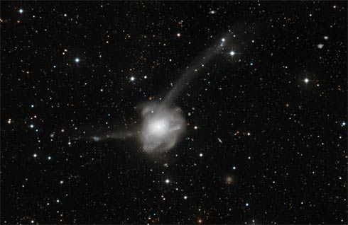 Galáxia NGC 7572