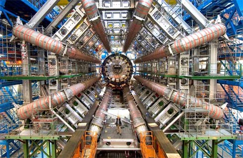 LHC - Grande colisor de Hádrons