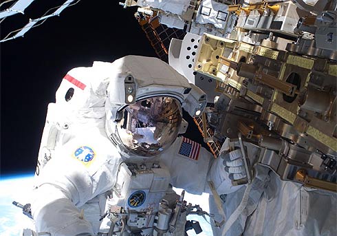 Astronauta Rick Mastracchio, durante missão STS-131