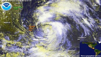 Imagem de satélite furacão Alex