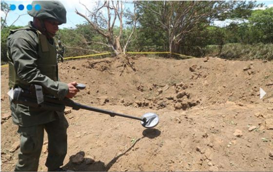 Soldado procura restos de meteorito na Nicarágua