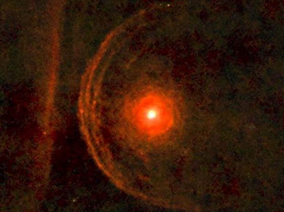 Estrela Betelgeuse vista pelo instrumento PACS (Photodetecting Array Camera and Spectrometer) do telescopio espacial