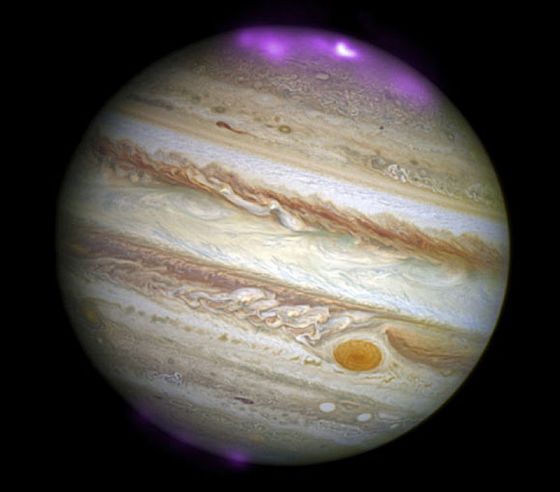 Aurora nos polos de Jupiter