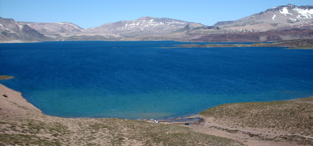 Vista Panoramica de Laguna del Maule, no Chile