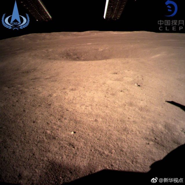 Foto da cratera lunar Aitken, feita pelo módulo Chang’e-4. Aitken tem 13km de profundidade e diâmetro de 2500 km.