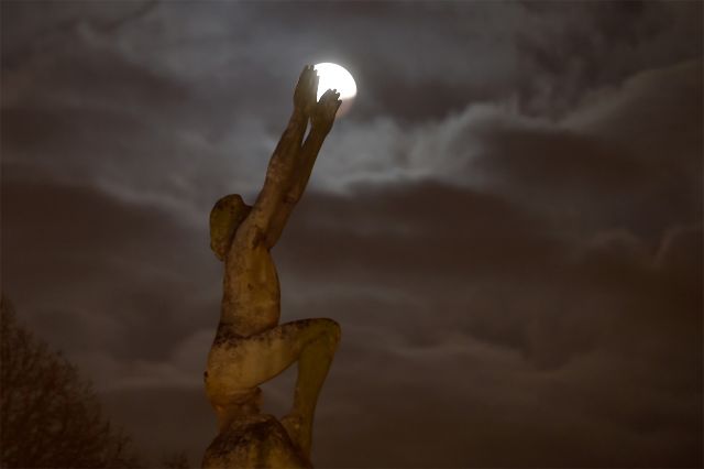 Eclipse Lunar 2019 em Le mans