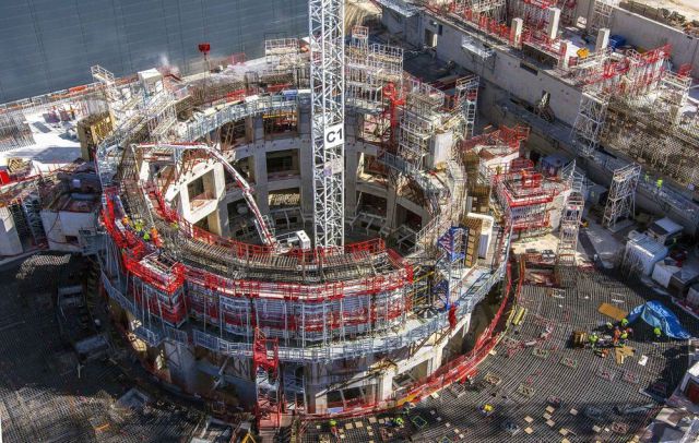 Reator Termonuclear Internacional Iter em construo no sul da Frana.