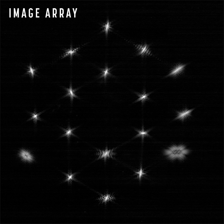 Imagem produzido pelos 18 espelhos do telescópio James Webb sobre o sensor infravermelho NIRCAM. Quando o alinhamento estiver terminado, as 18 imagens produzirão uma única cena, rica em detalhes jamais vistos. 