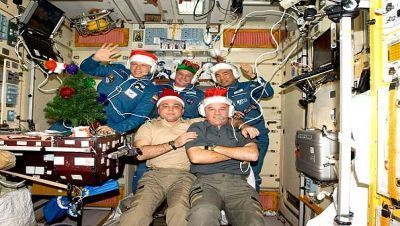Tripulação da ISS aguardando o Natal